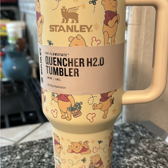 Stanley Quencher H2.0 Tumbler with Winnie the Pooh Design cream yellow color40oz - Picture 3 of 4